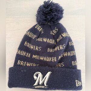 Milwaukee Brewers MLB Baseball Cuffed Beanie Pompom Hat Youth
